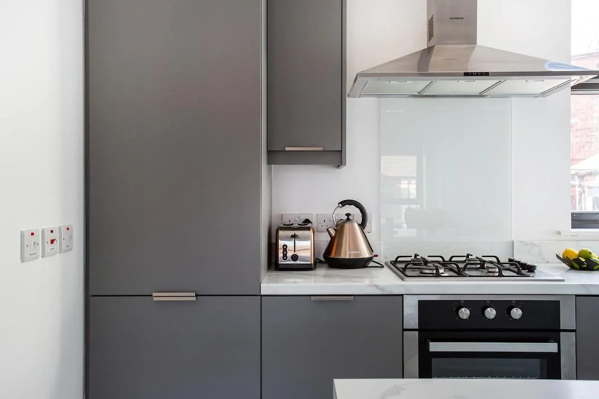 Appartement Modern Luxury Apartment, Sleeps 6 I Best Location I Long Stay Belfast Verenigd Koninkrijk