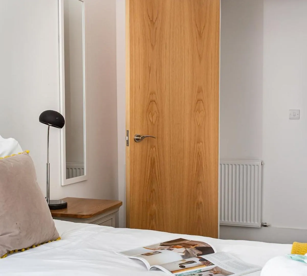 Daire Modern Luxury Apartment, Sleeps 6 I Best Location I Long Stay Belfast